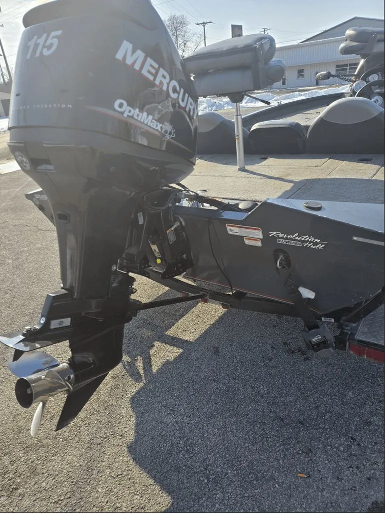 Slide: The Image of Bass Tracker Pro Team 2014 - 5