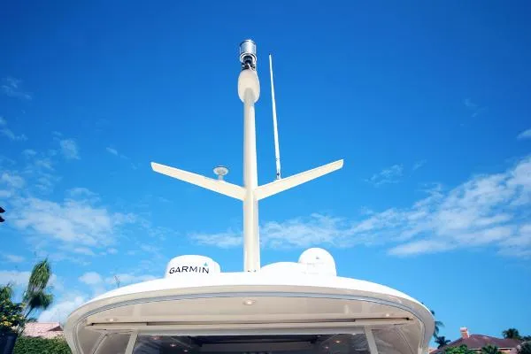 Slide: The Image of Mochi Craft 44 Dolphin 2007 - 5