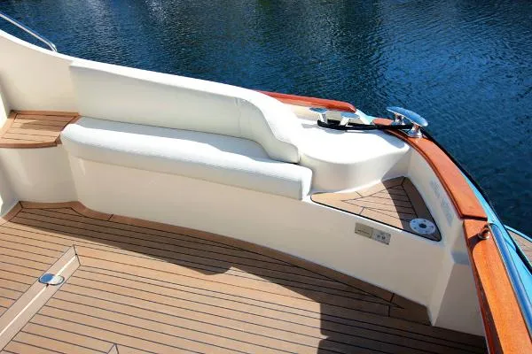 Slide: The Image of Mochi Craft 44 Dolphin 2007 - 9