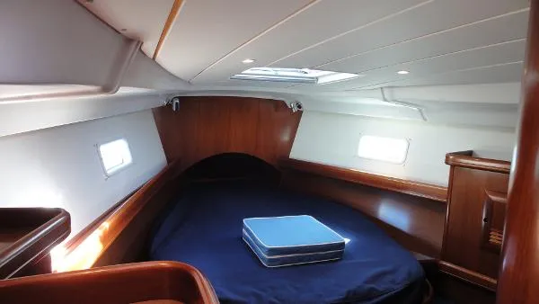 Slide: The Image of Beneteau 423 2005 - 9