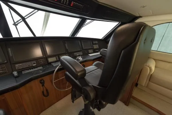 Slide: The Image of Viking 74 Enclosed Bridge 2005 - 6