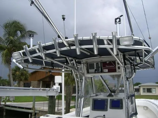 Slide: The Image of Contender 36' Open 2005 - 8