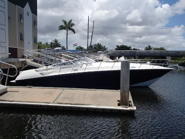 Slide: The Image of Fountain 38 Sportfish Cruiser IO 2010 - 1