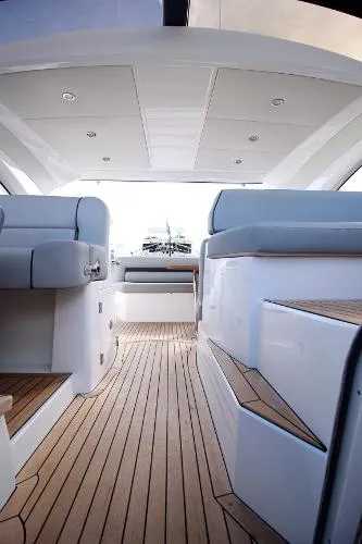 Slide: The Image of Sunseeker Portofino XPS 2014 - 10
