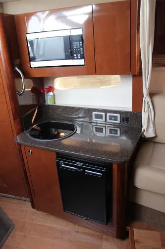 Slide: The Image of Sea Ray 370 Venture 2014 - 2