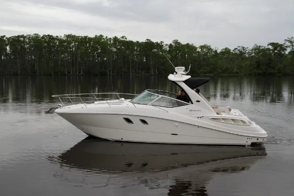 Slide: The Image of Sea Ray 310 Sundancer 2007 - 0
