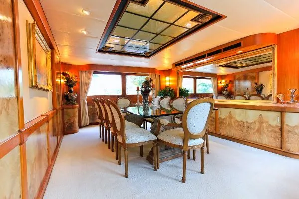 Slide: The Image of DENISON Raised Bridge Cockpit Motor Yacht 1986 - 11