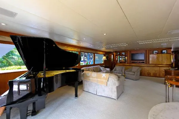 Slide: The Image of DENISON Raised Bridge Cockpit Motor Yacht 1986 - 6