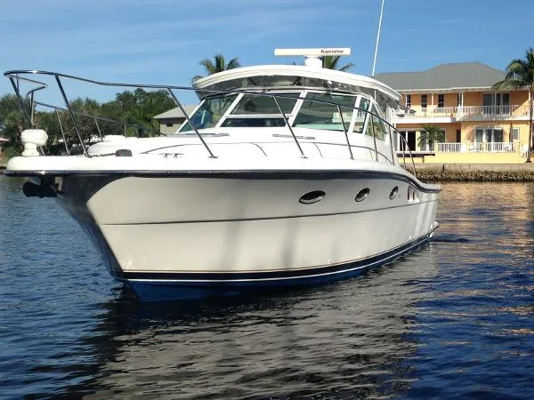 Slide: The Image of Tiara 3500 Open 2004 - 1