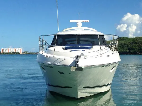 Slide: The Image of Sea Ray 410 Sundancer 2013 - 11