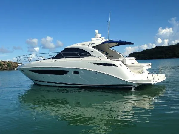 Slide: The Image of Sea Ray 410 Sundancer 2013 - 3