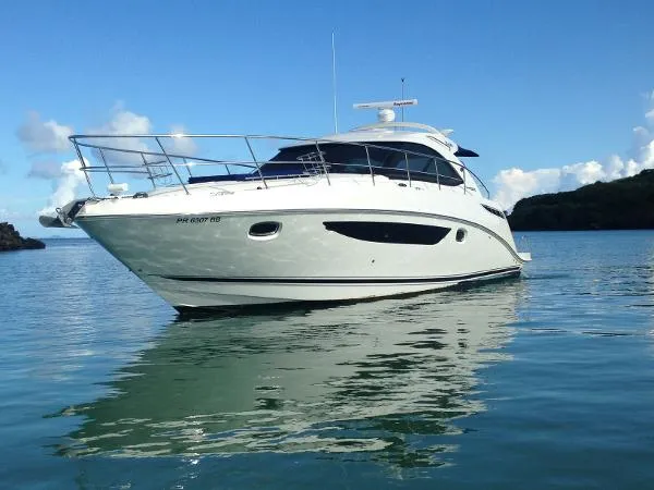 Slide: The Image of Sea Ray 410 Sundancer 2013 - 8
