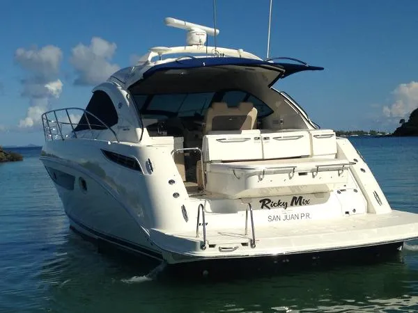 Slide: The Image of Sea Ray 410 Sundancer 2013 - 9