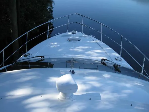 Slide: The Image of Azimut 42 Flybridge 2002 - 9
