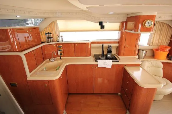 Slide: The Image of Sea Ray 480 Sedan Bridge 2001 - 4