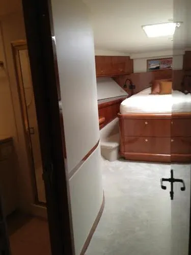 Slide: The Image of SHOELL MARINE HIGH-SPEED OFFSHORE YACHT 2004 - 10