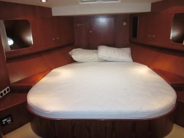 Slide: The Image of Horizon 48' Motor Yacht 2002 - 10
