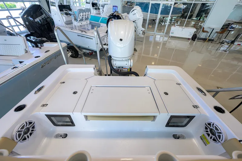 Slide: The Image of 2026 Sportsman Masters 247OE Bay Boat interior with modern features and sleek design. - 27