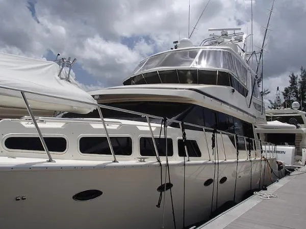 Slide: The Image of Mikelson 70 Sportfisher 2002 - 5