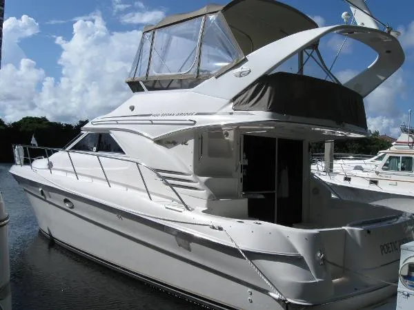 Slide: The Image of Sea Ray 400 Sedan Bridge 1998 - 0