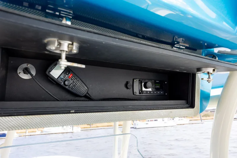 Slide: The Image of 2014 Statement 350 Open boat console with radio and communication device. - 31