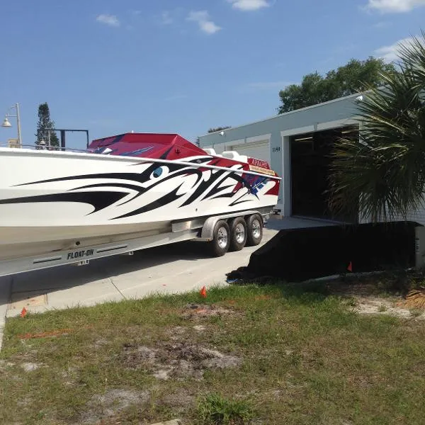 Slide: The Image of Apache 41' Ocean Racer 1985 - 3