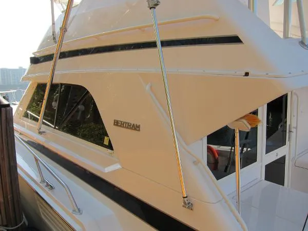 Slide: The Image of Bertram 46 Convertible 1995 - 7