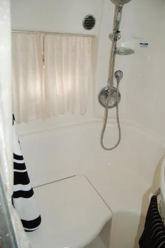 Slide: The Image of Chaparral 330 Signature 2004 - 9