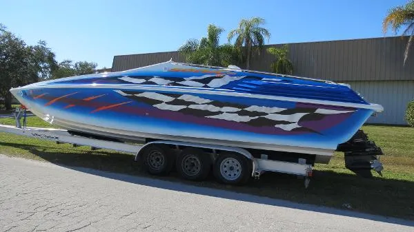 Slide: The Image of Sonic USA Boats 35 SS 2004 - 3