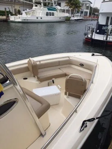 Slide: The Image of Scout Boats 225 XSF 2013 - 3