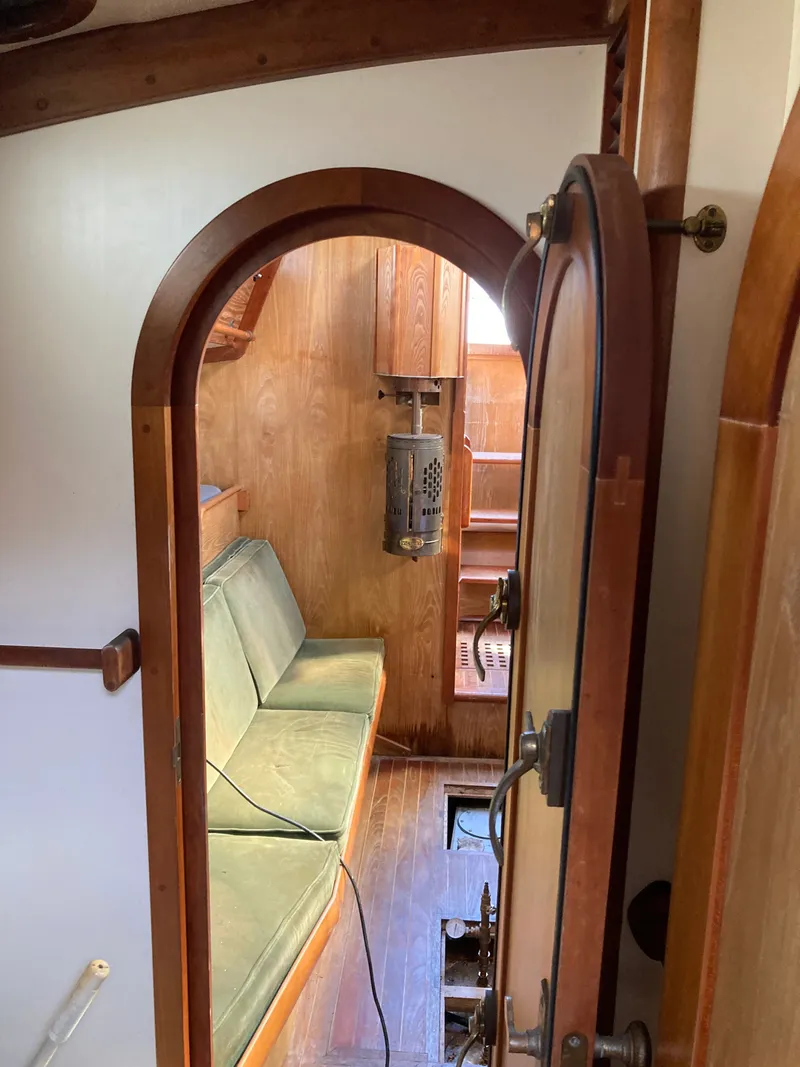 Slide: The Image of Vancouver 36 1982 - 17