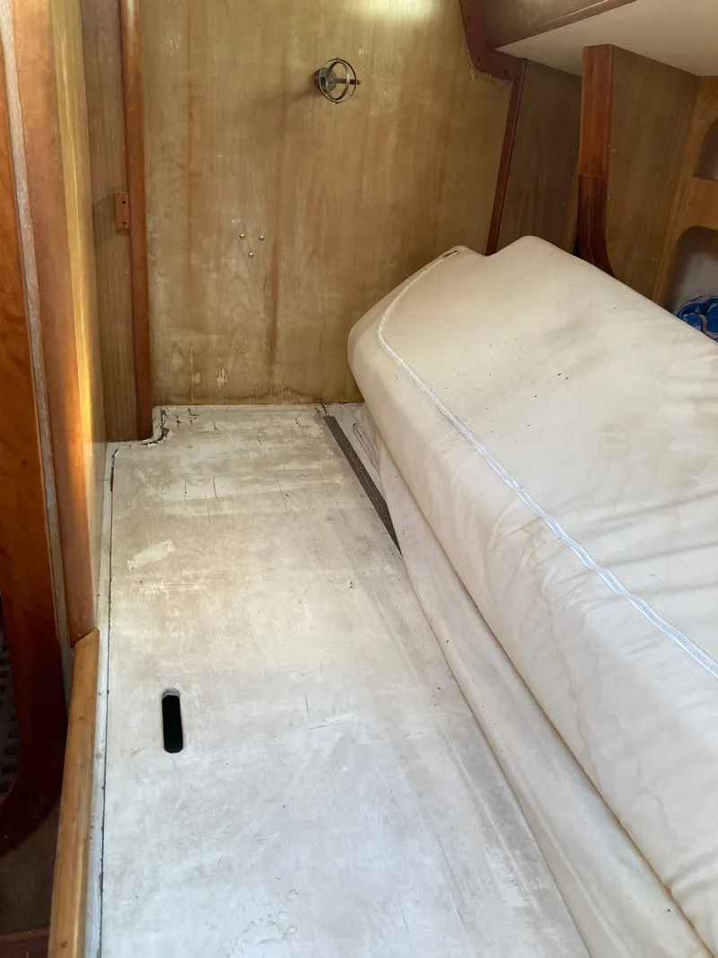 Slide: The Image of Vancouver 36 1982 - 19