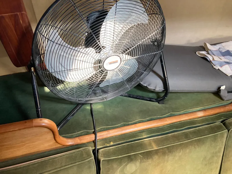 Slide: The Image of Vancouver 36 1982 - 23