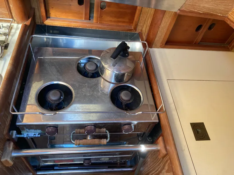 Slide: The Image of Vancouver 36 1982 - 34