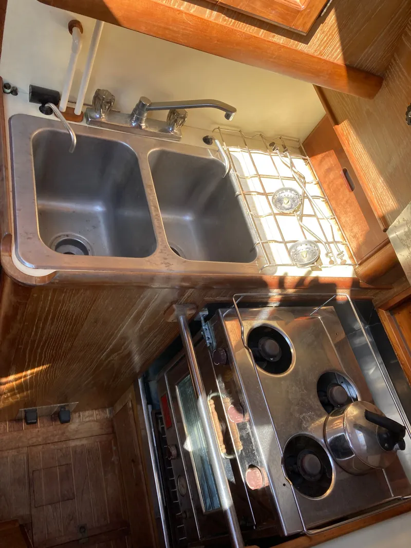 Slide: The Image of Vancouver 36 1982 - 38