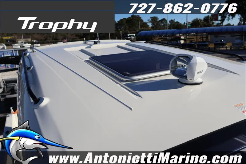 Slide: The Image of 2026 Bayliner Trophy T29 Explorer boat roof with spotlight, showcased by Antonietti Marine. - 35