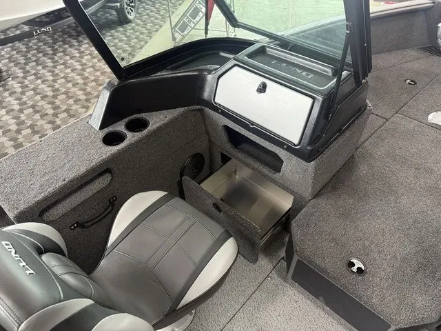 Slide: The Image of Lund 1875 Impact XS Sport 2026 - 12