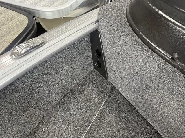 Slide: The Image of Lund 1875 Impact XS Sport 2026 - 32