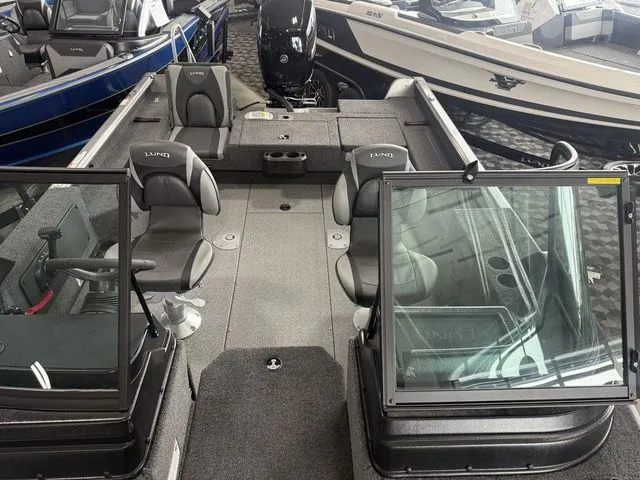 Slide: The Image of Lund 1875 Impact XS Sport 2026 - 35