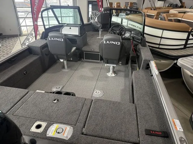 Slide: The Image of Lund 1875 Impact XS Sport 2026 - 6