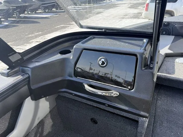 Slide: The Image of Lund 1875 Crossover XS 2026 - 20