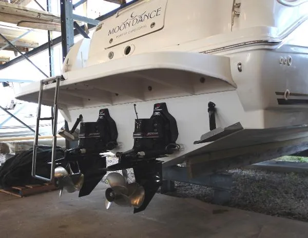Slide: The Image of Sea Ray Amberjack 290 2001 - 2