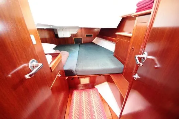 Slide: The Image of Beneteau 461 with Furling Main 1999 - 10