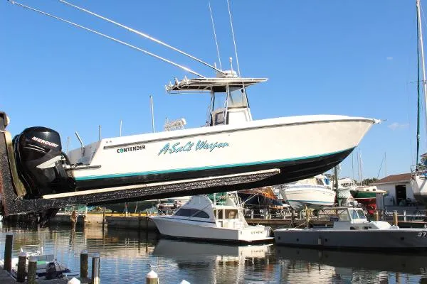 Slide: The Image of Contender 36 Cuddy w/Trailer 2005 - 4