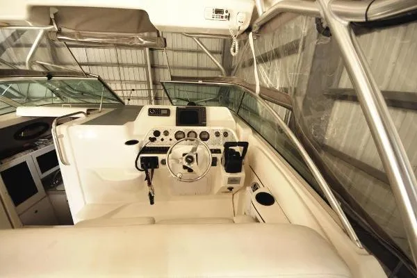 Slide: The Image of Wellcraft Coastal 290 2001 - 6