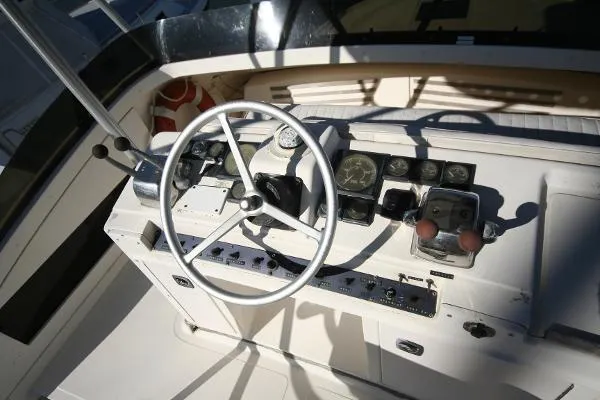 Slide: The Image of Luhrs 1992 - 7
