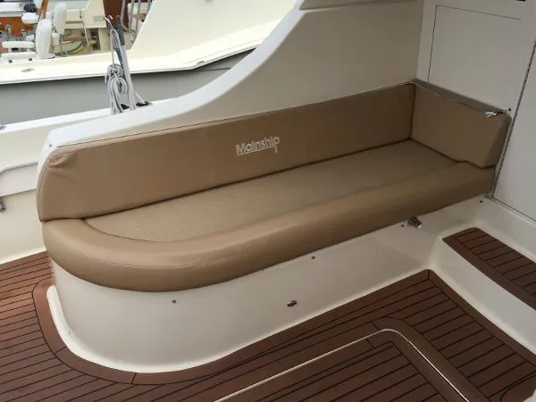 Slide: The Image of Mainship Pilot 43 2008 - 6
