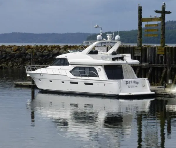 Slide: The Image of Bayliner 5788 Pilot House Motoryacht 1999 - 1