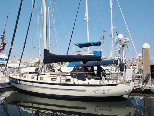Slide: The Image of Pacific Seacraft Crealock 1991 - 0