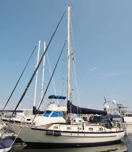 Slide: The Image of Pacific Seacraft Crealock 1991 - 11